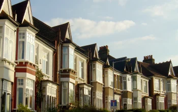 row-of-houses-in-london-2026-04-14-00-20-16-utc copy